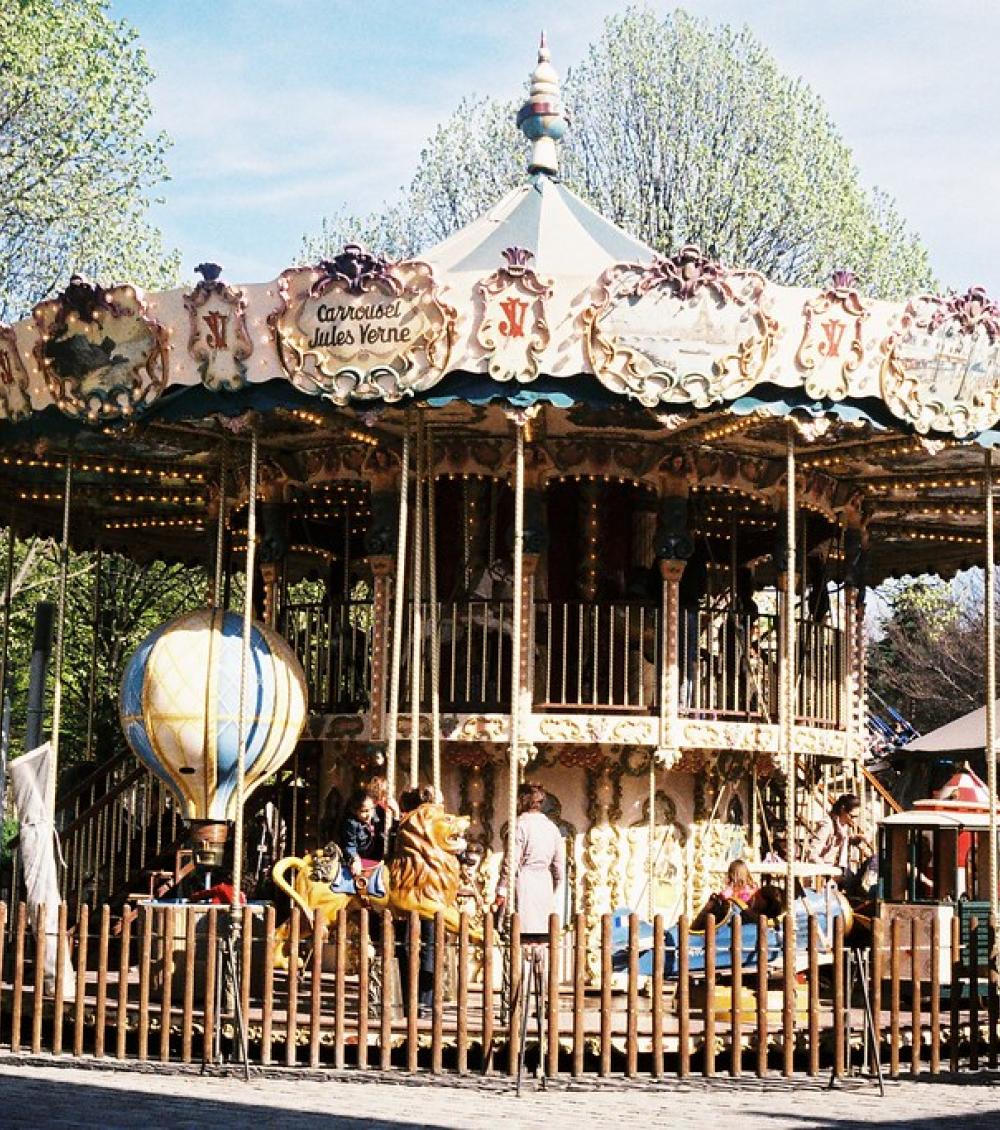 The 6 most beautiful carousels in Paris | Maison Mère